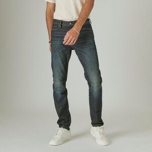 Lucky Brand 411 Athletic Taper Advanced Stretch Jean W 34 x L 32 NWT